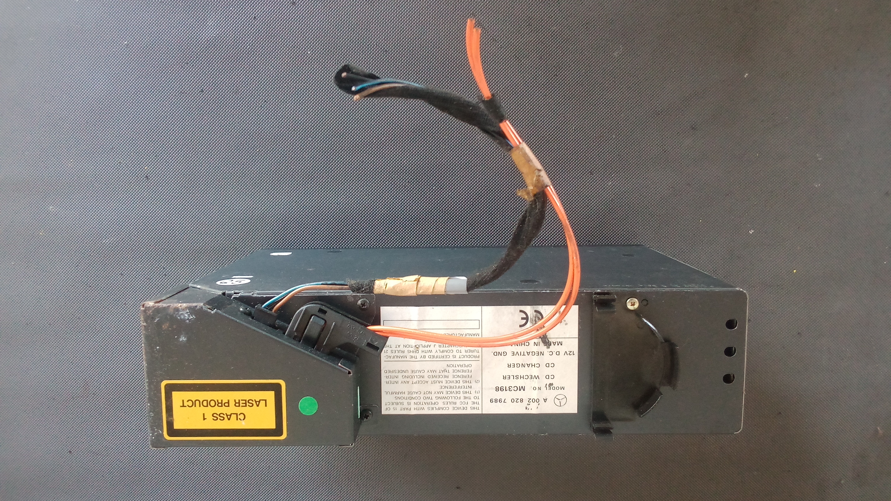A0028207989 A0028206289 MC3198 Mercedes CD Wechsler + Magazin #iC