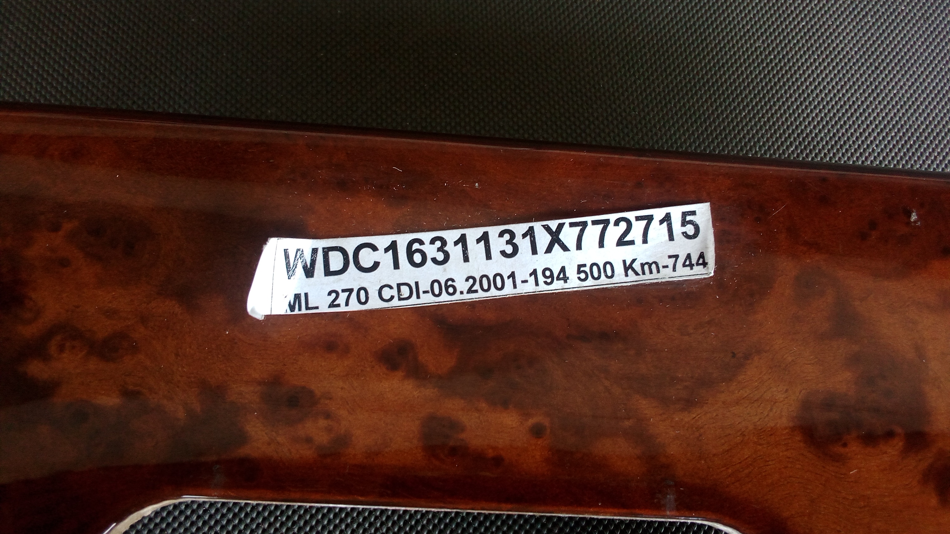 A1636805839 Mercedes W163 ML Abdeckung Mittelkonsole Wurzelnuss #63