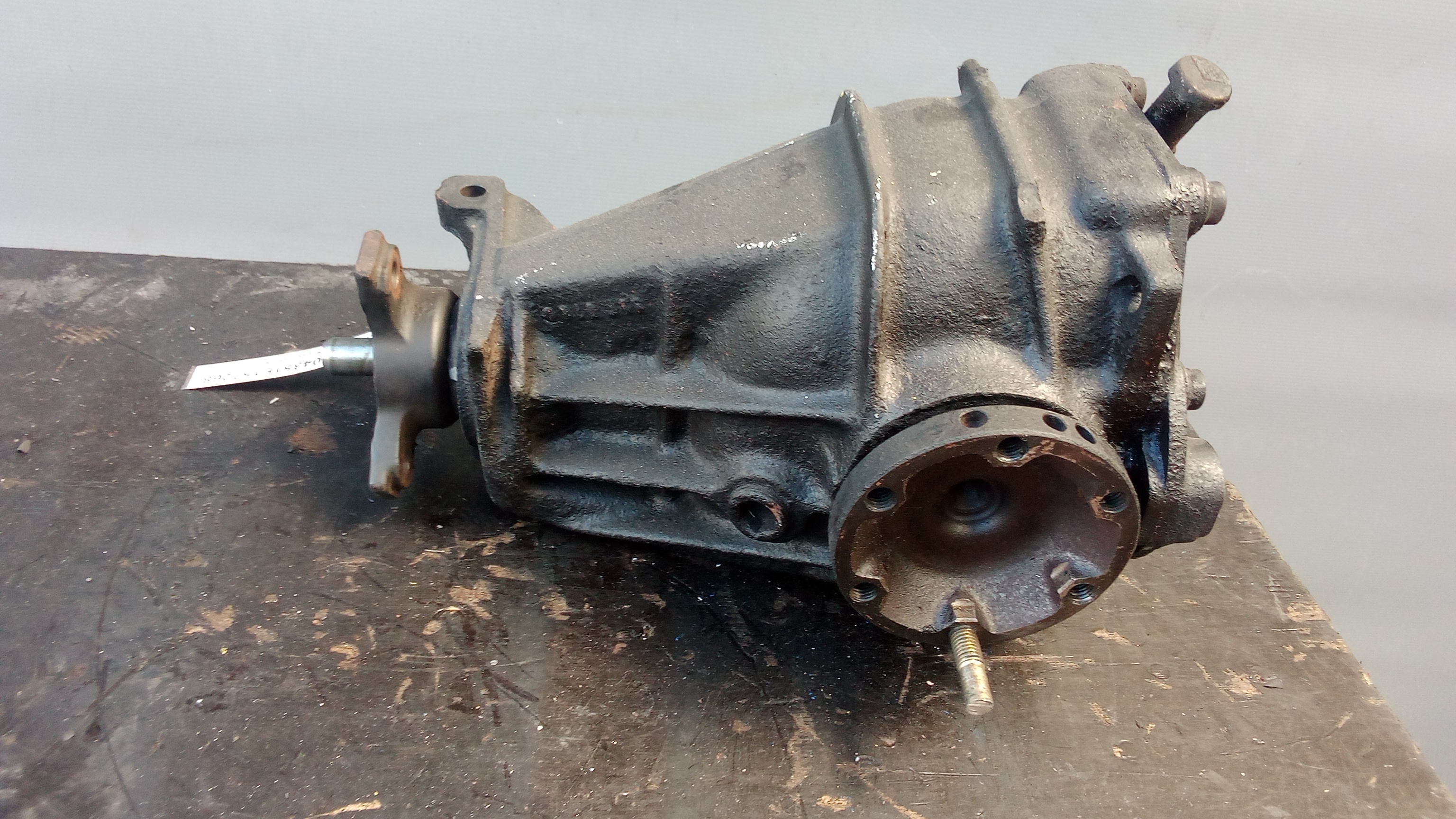 A1243504598 A2013511608 3.91 3,91 Mercedes W202 R170 Differential ABS #71