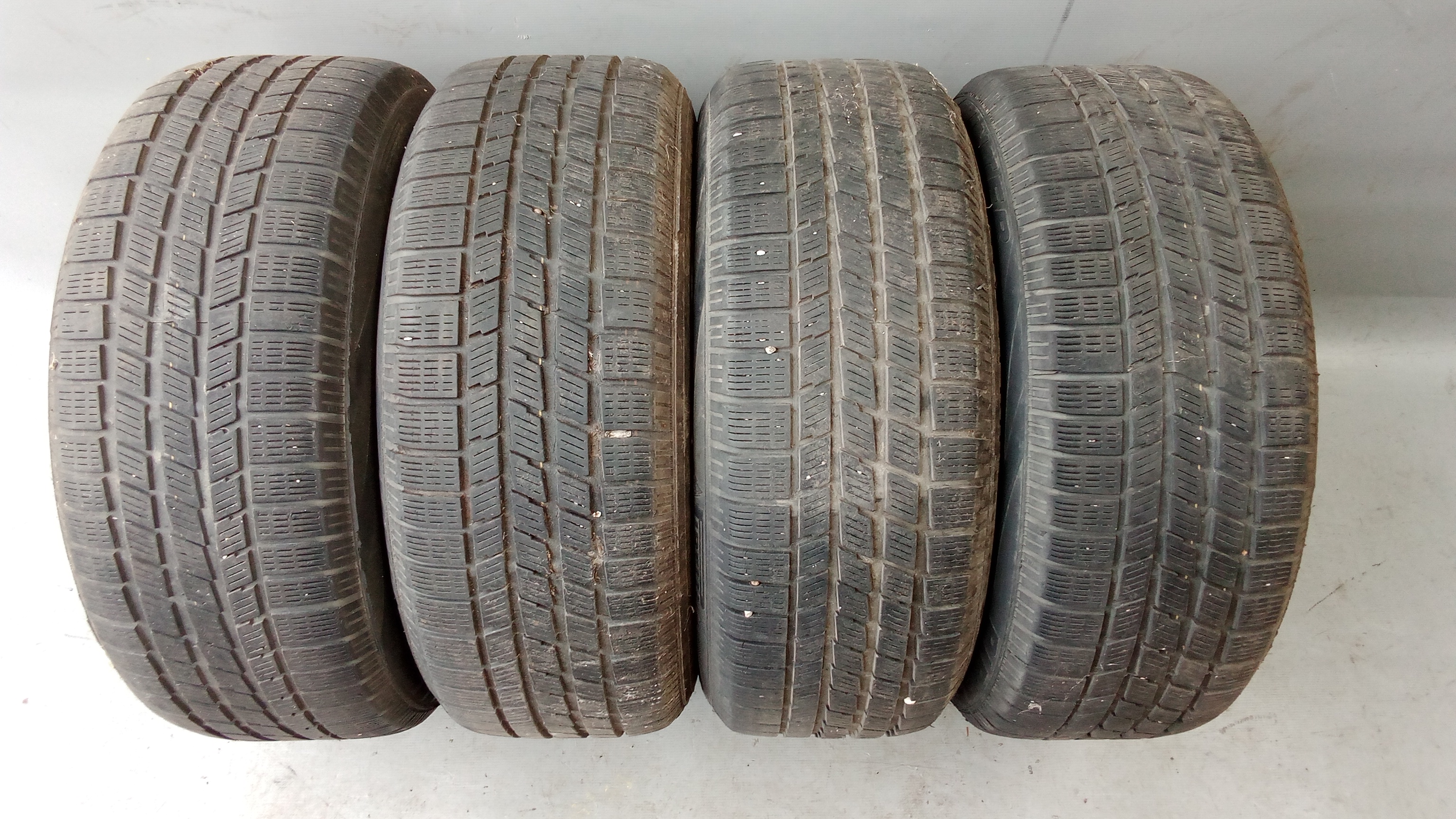 KBA46261 Mercedes W202 R170 Alufelgen + Winterreifen 7x16 et38 205 55 R16 #HK