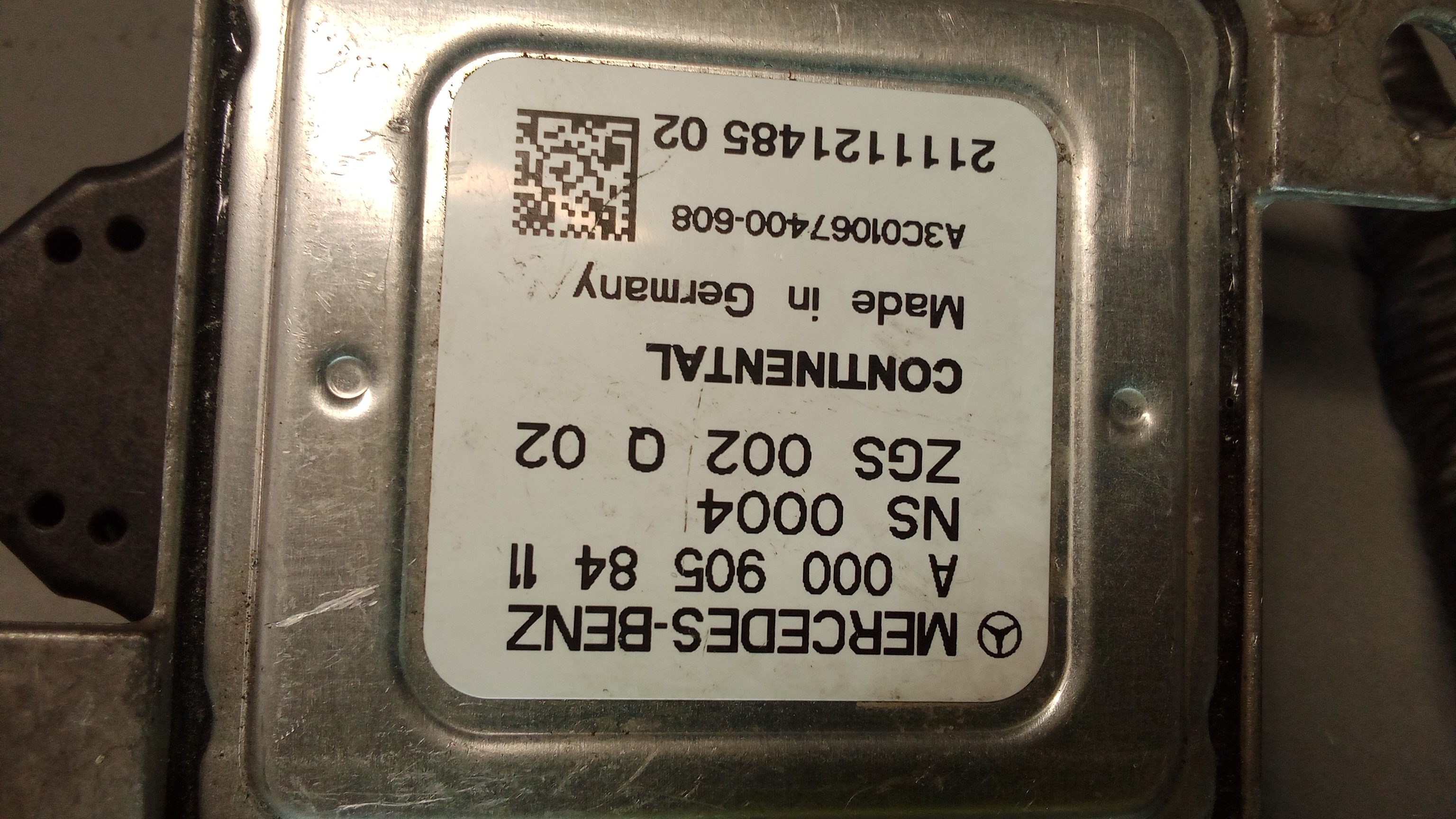 A0009058411 Mercedes-Benz NOX-Sensor W906 / R172 / X253 / W447