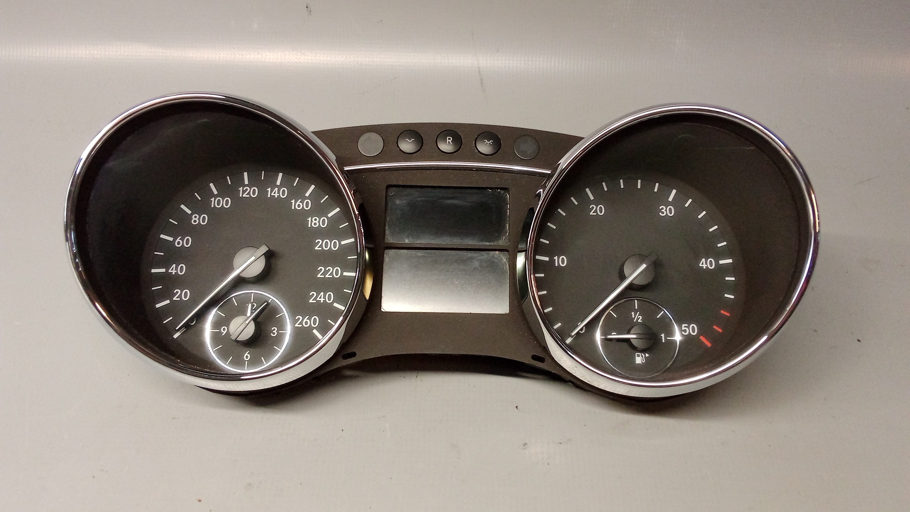 A2515409847 A2515401848 A2519006000 Mercedes W251 R-Klasse Tacho Tachograf #3