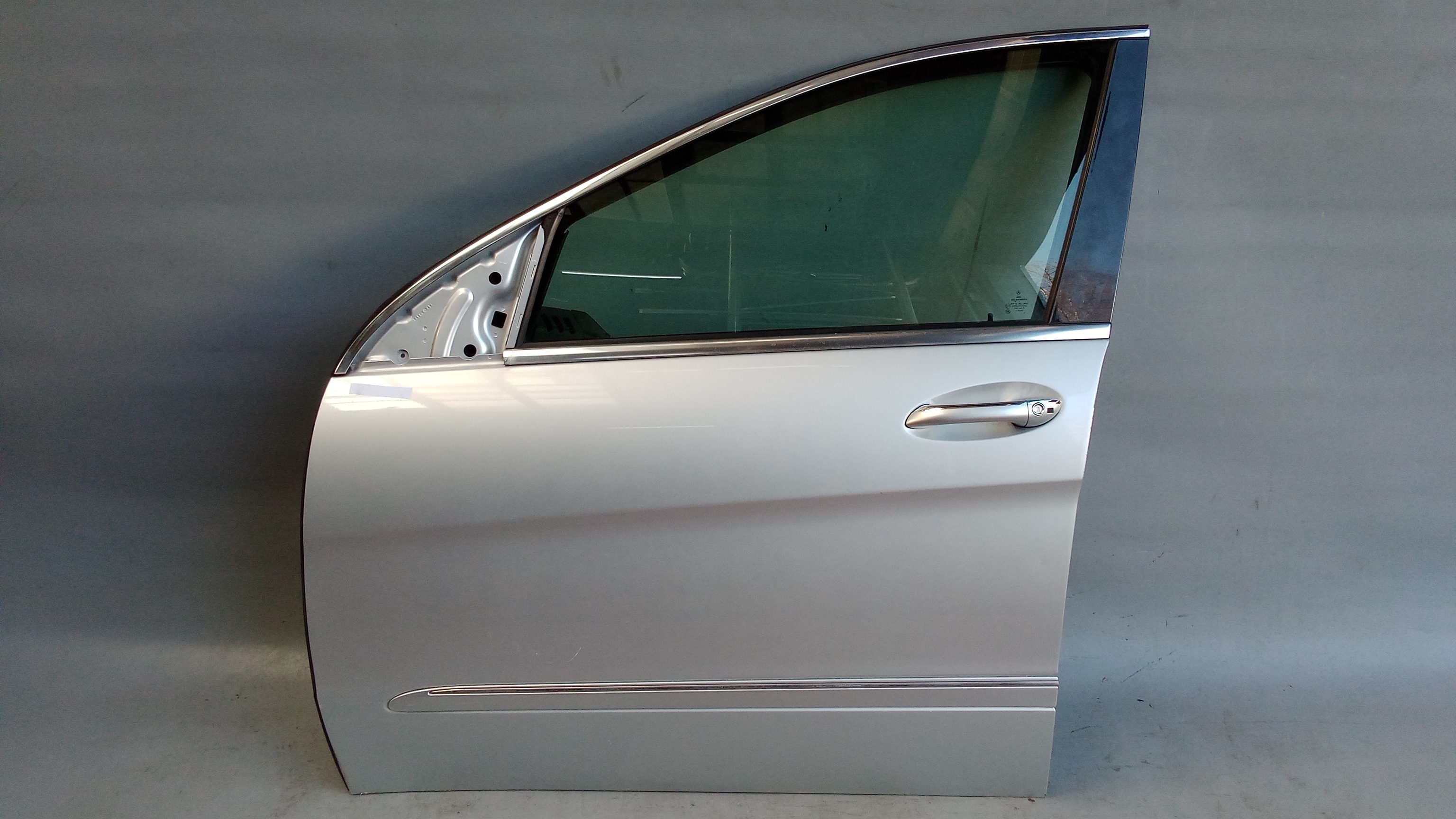 A2517200705 775 Mercedes W251 R-Klasse Tür Vorne Links Iridiumsilber #7R