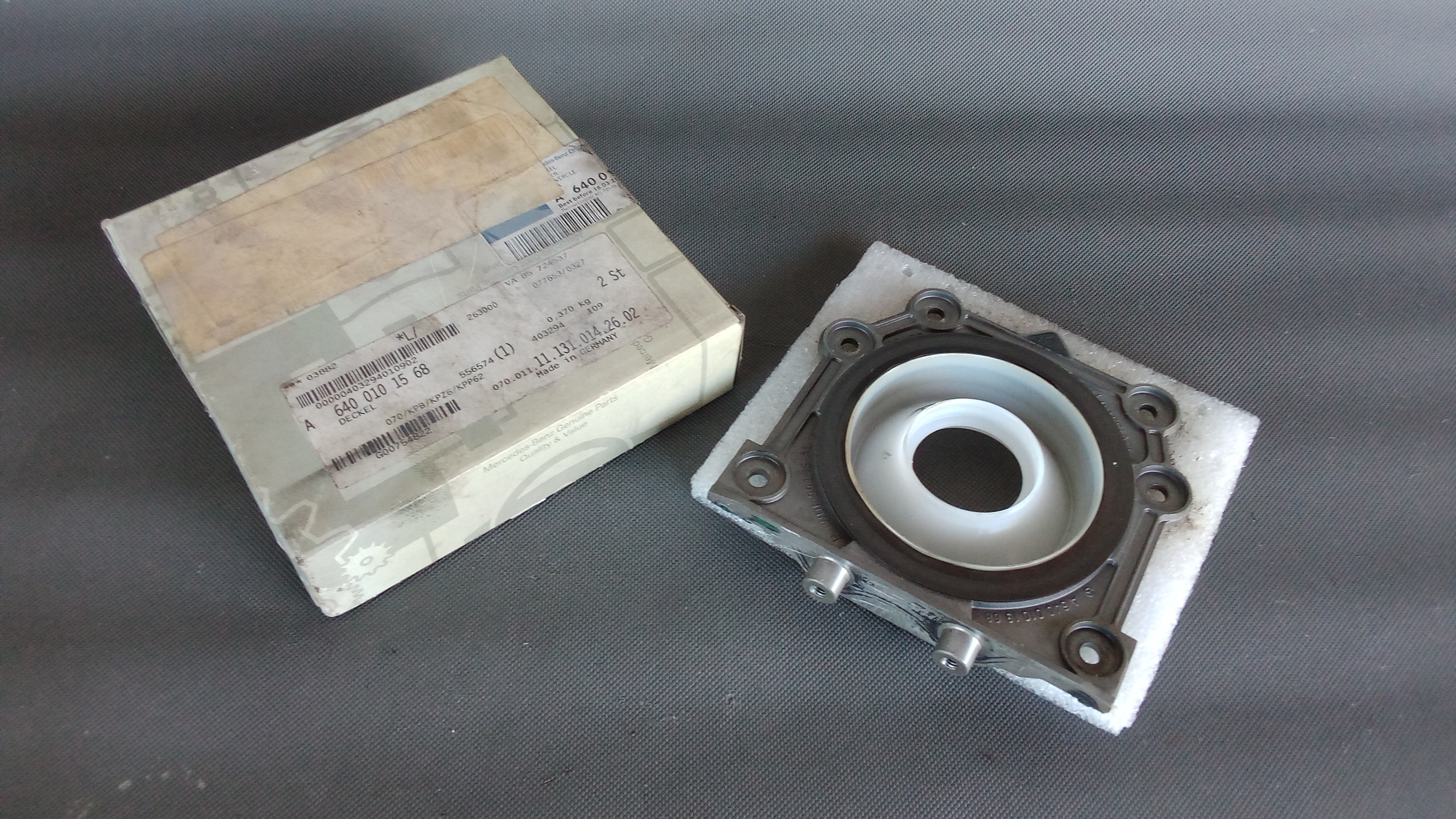 A6400101568 OM639 OM640 Mercedes Wellendichtring Simmerring