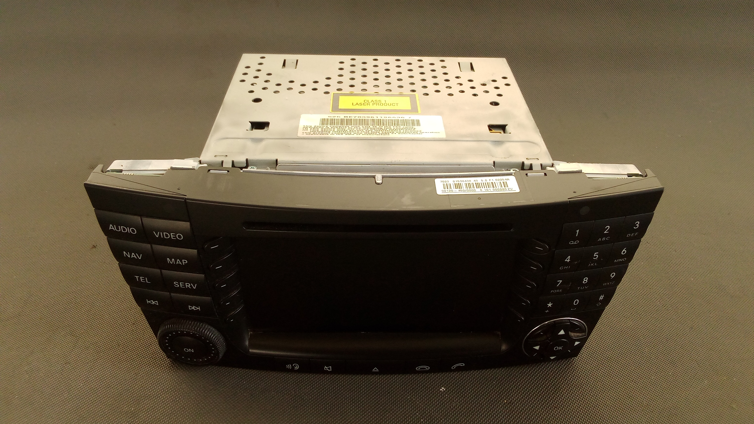 A2118203297 A2118707190 Mercedes W211 E-Klasse Radio NAVi Comand #31