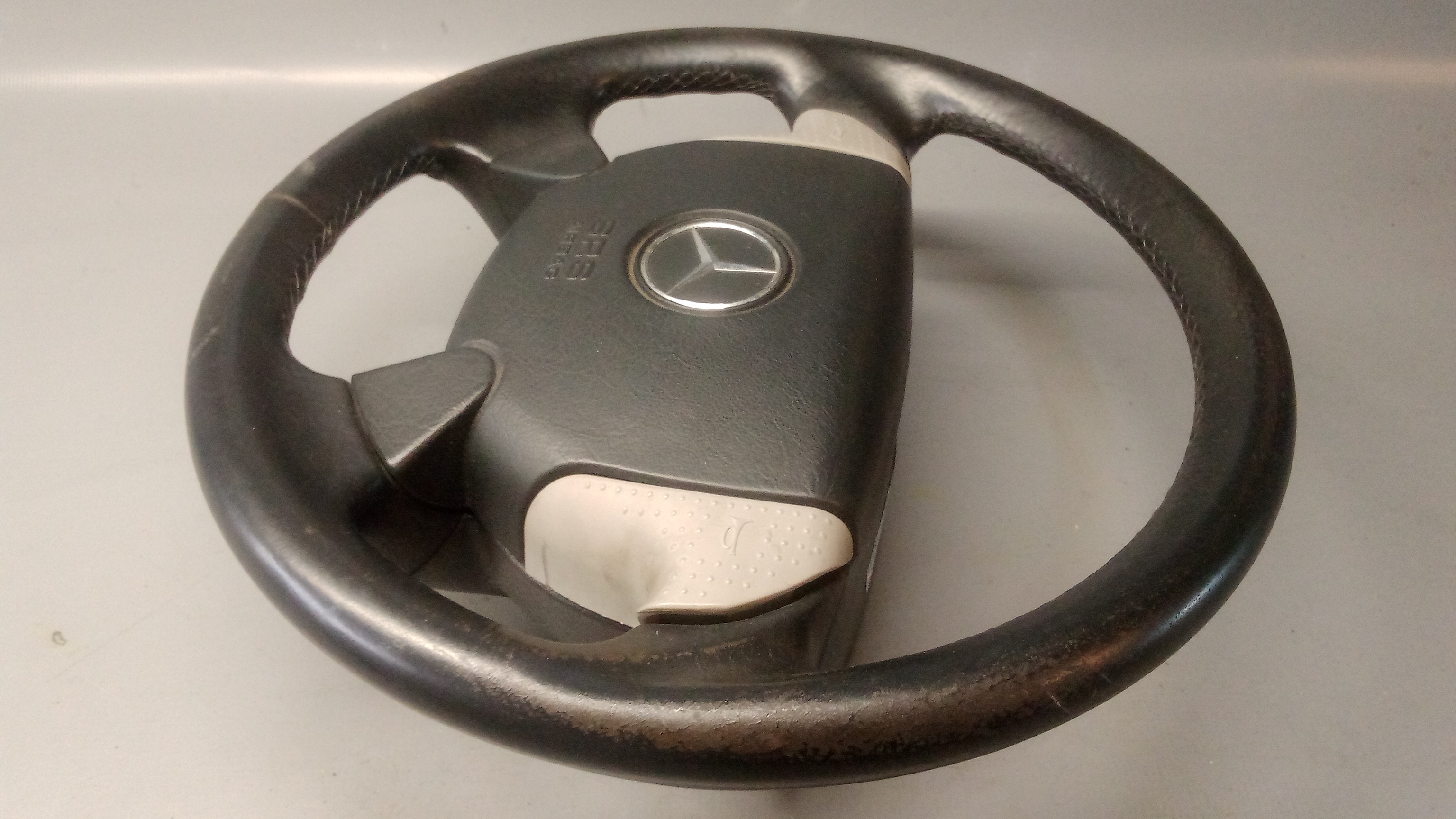 A1704600003 A1704601603 Mercedes R170 SLK W208 CLK Lederlenkrad Lenkrad #M2