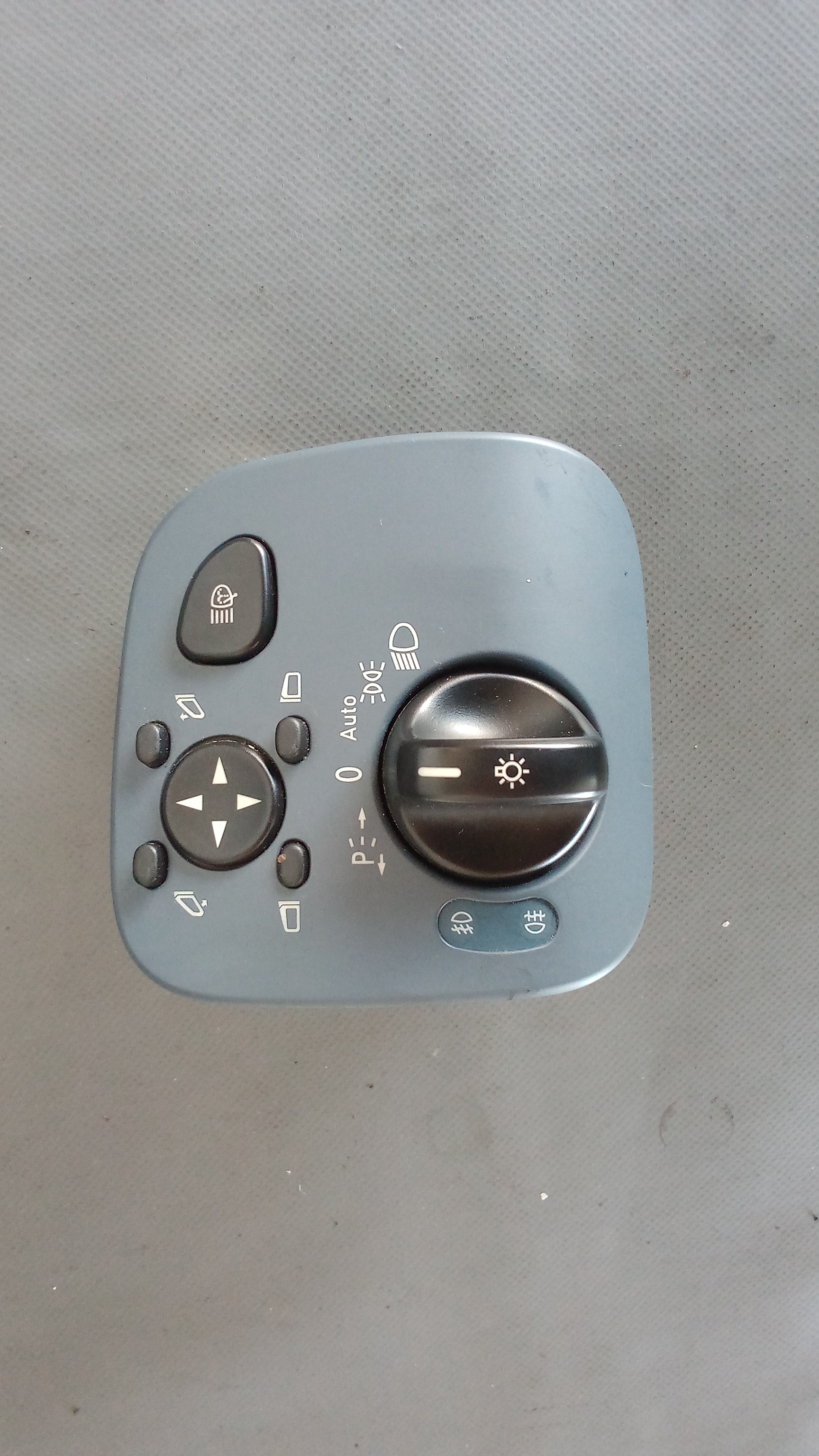 A2035450704 5262 Mercedes W203 S203 C203 Lichtschalter C-Klasse Schalter Blau