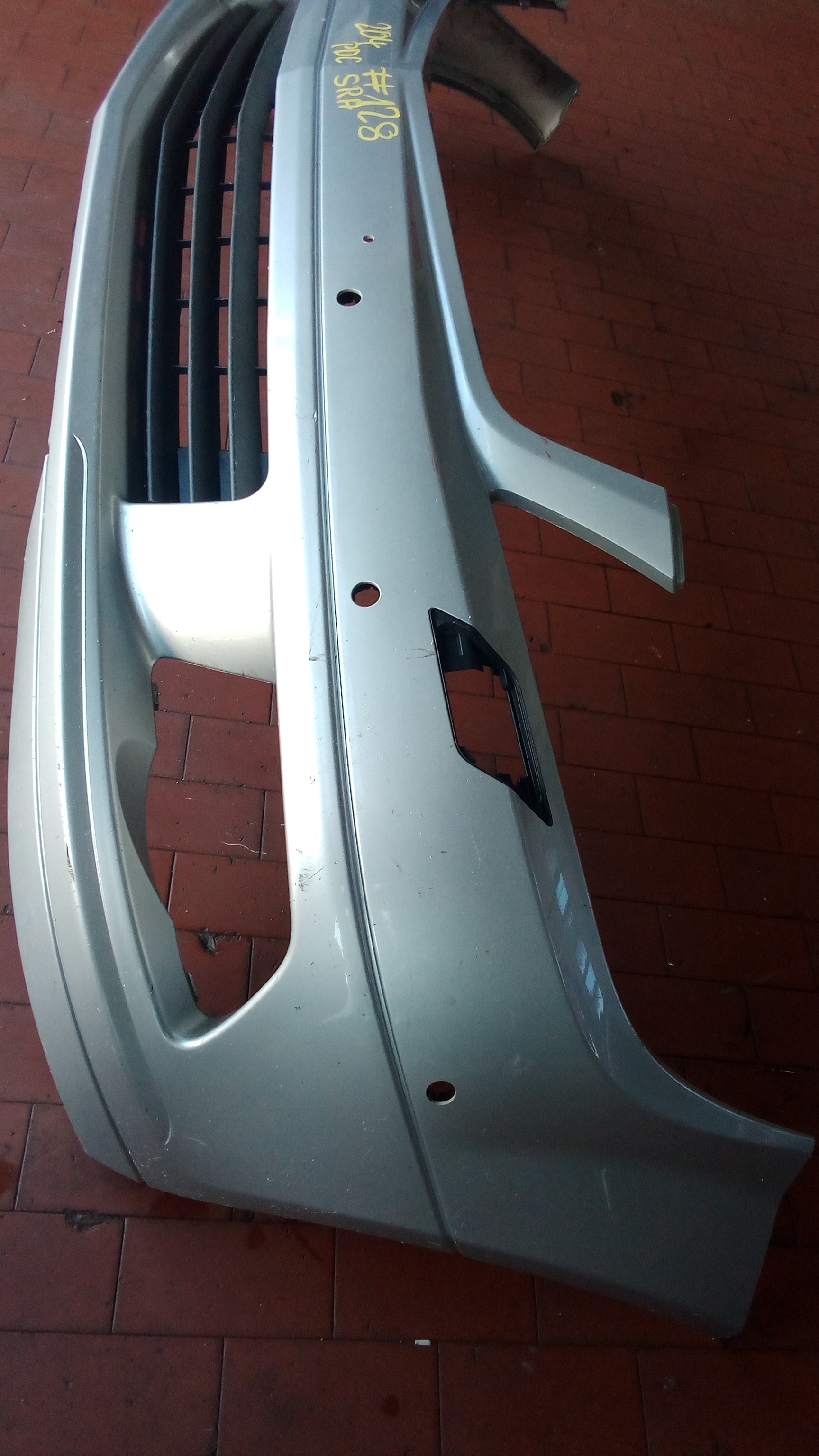 Mercedes W204 C-Klasse Stoßstange Vorne Silber Metallic A2048850025  #128