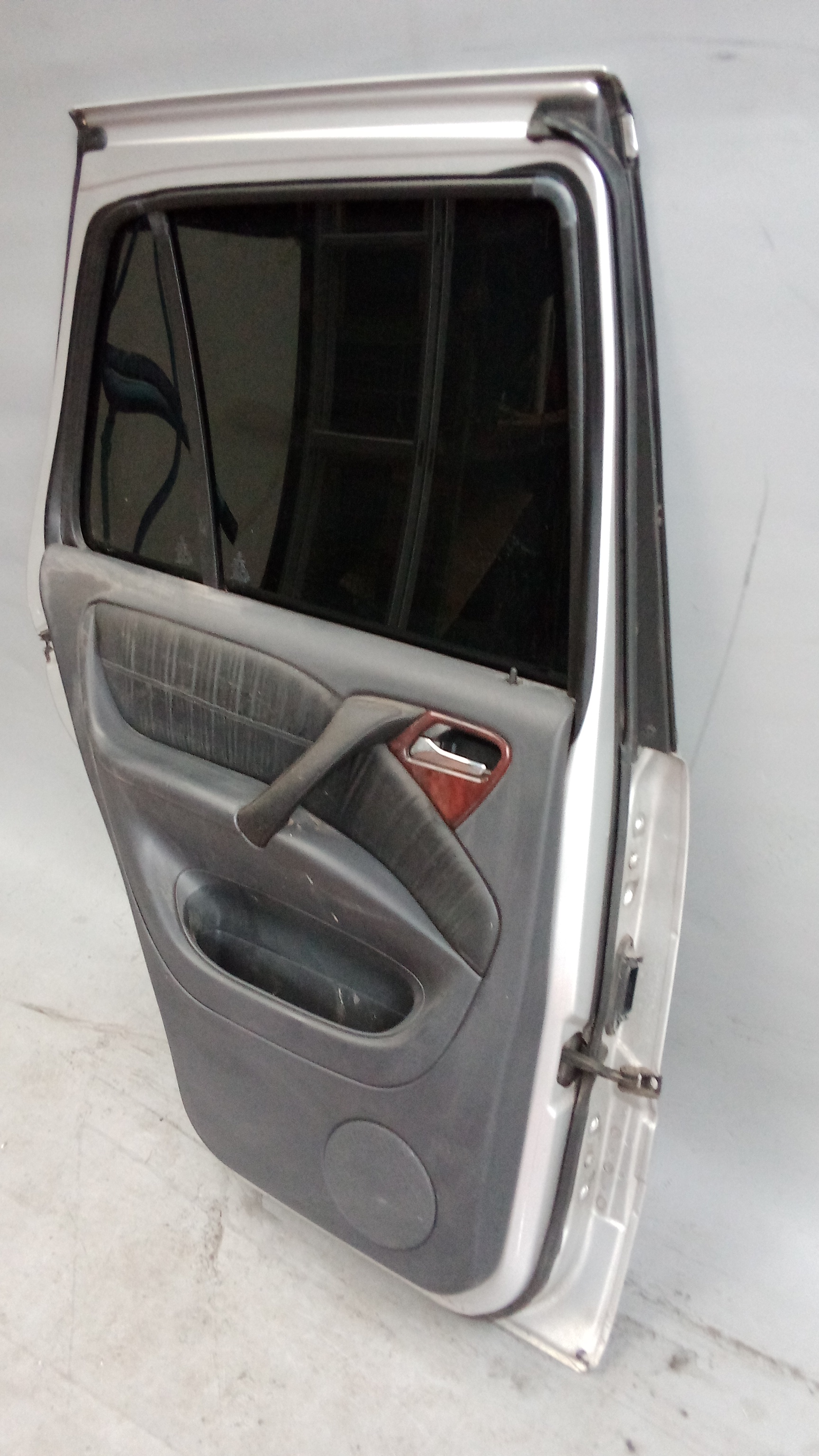 A1637301505 744 Brilliantsilber W163 M-Klasse ML Fondtür Tür Hinten Links #C10