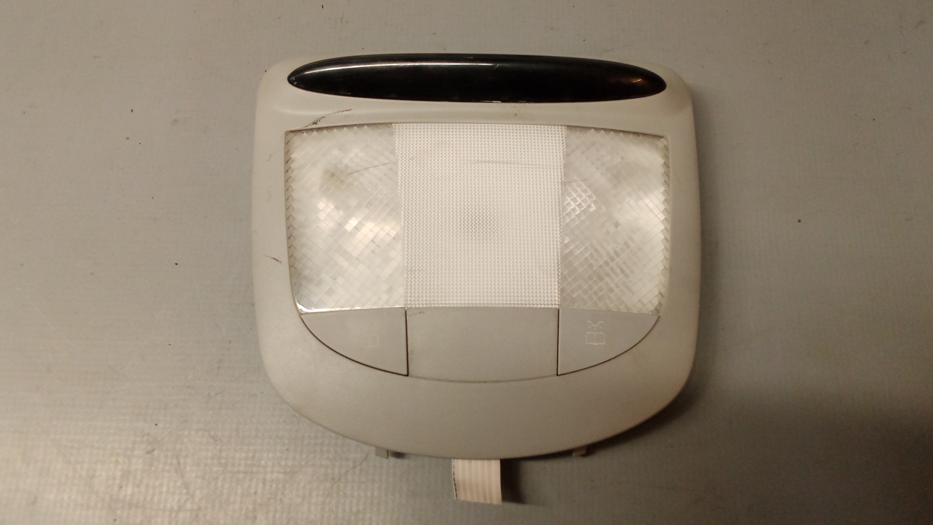 A1715420123 A1648200423 Mercedes W251 R-Klasse Innenraumleuchte hinten #95