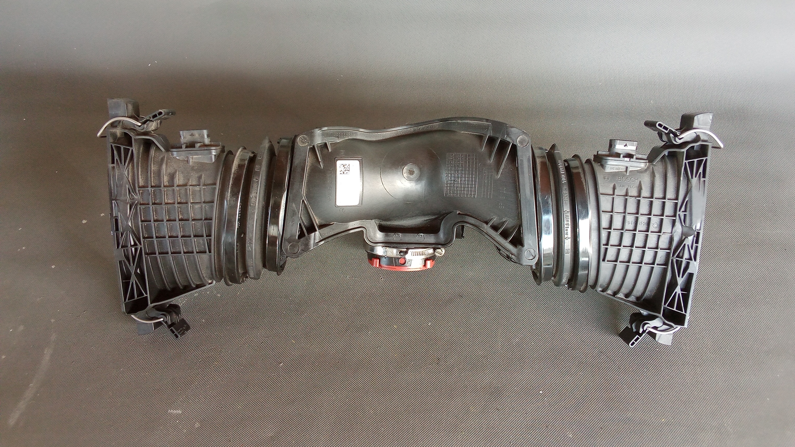  A6420902242 Mercedes OM642 Reinluftleitung #K2