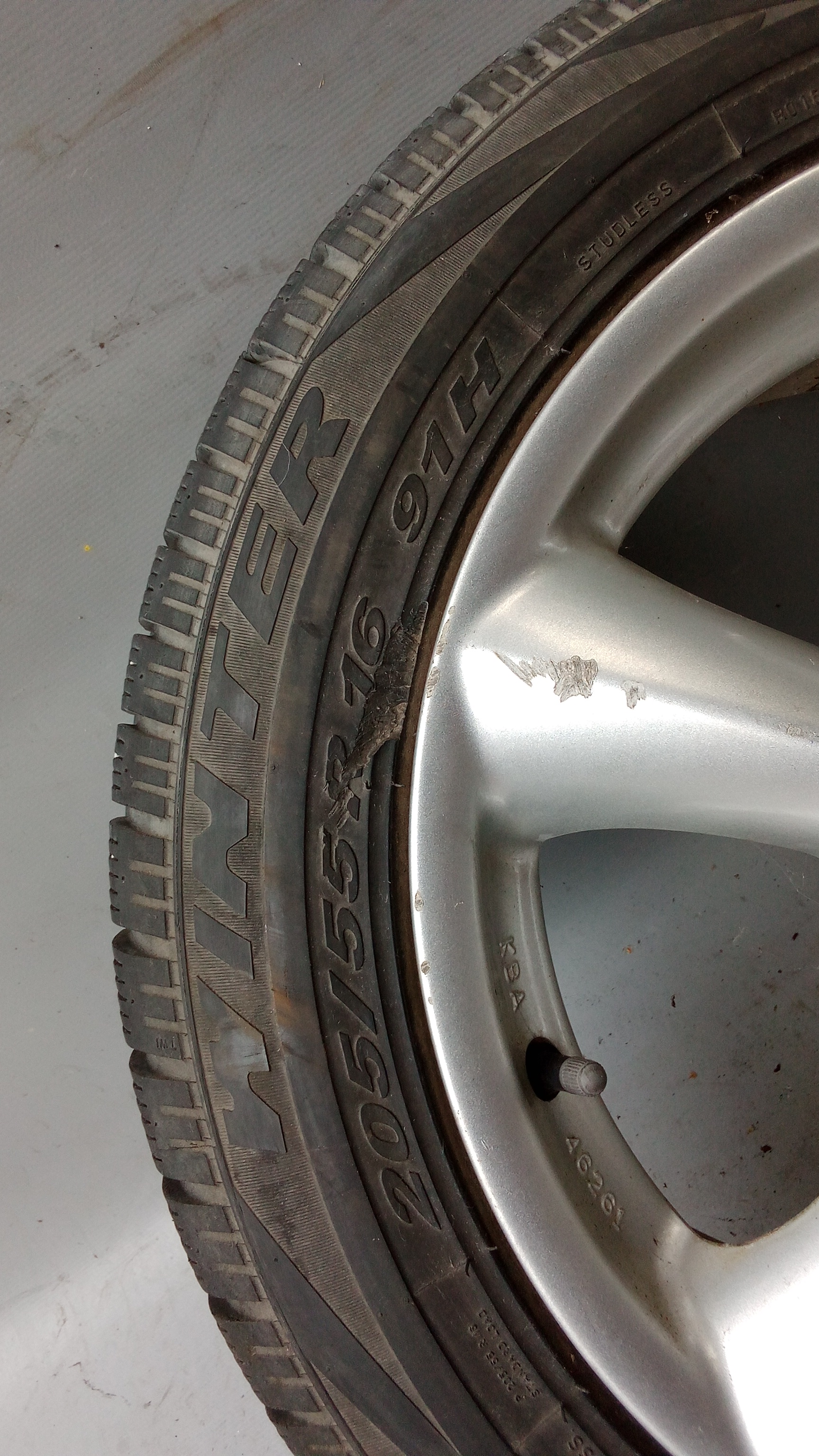 KBA46261 Mercedes W202 R170 Alufelgen + Winterreifen 7x16 et38 205 55 R16 #HK