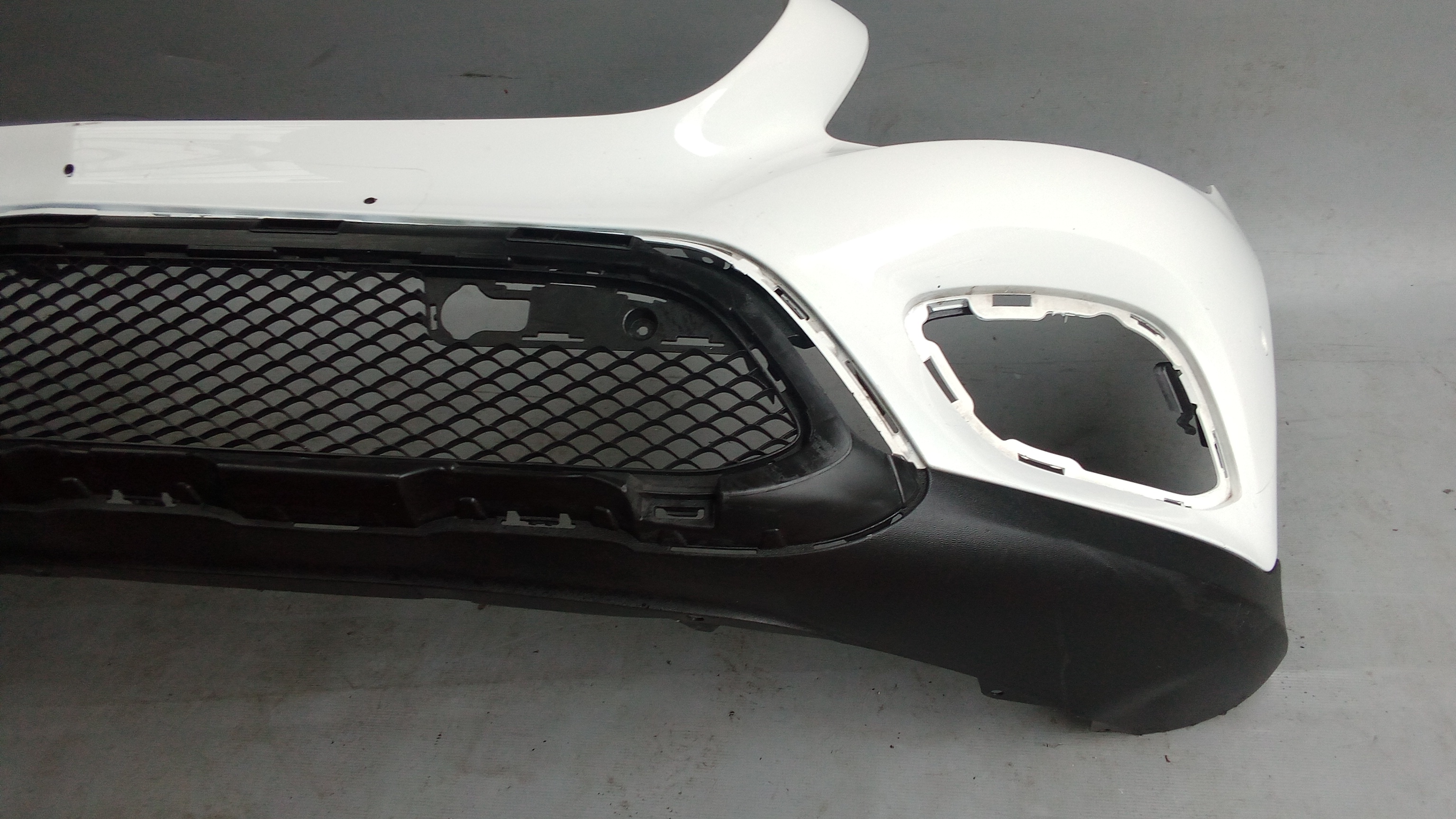 A2538850325 A2538850565 Mercedes X253 GLC W253 Stoßstange Verkleidung Vorne Weiss #2Y