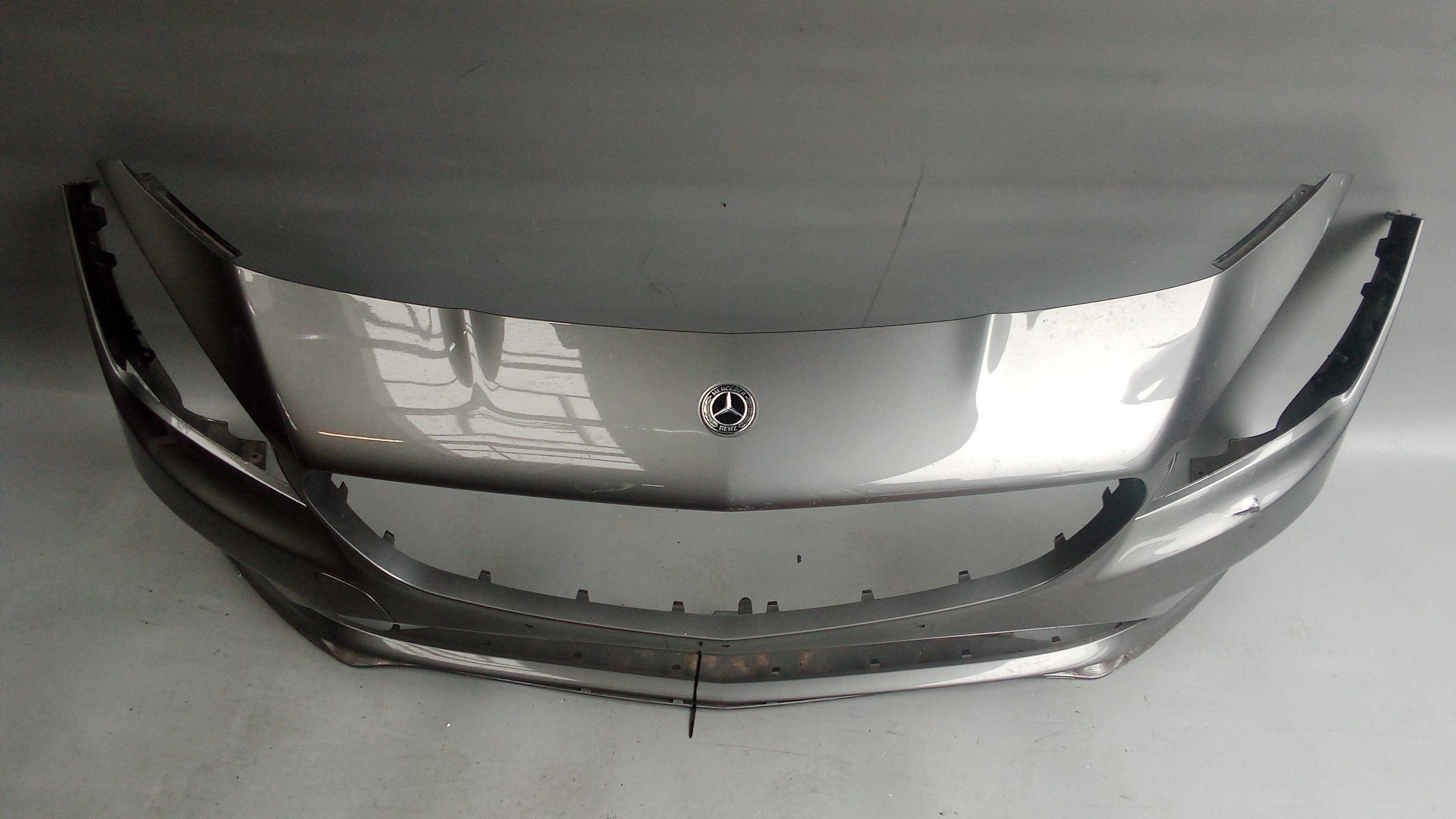 A1178801200 787 Mercedes C117 CLA Stoßstange Vorne Mountaingrau #LL