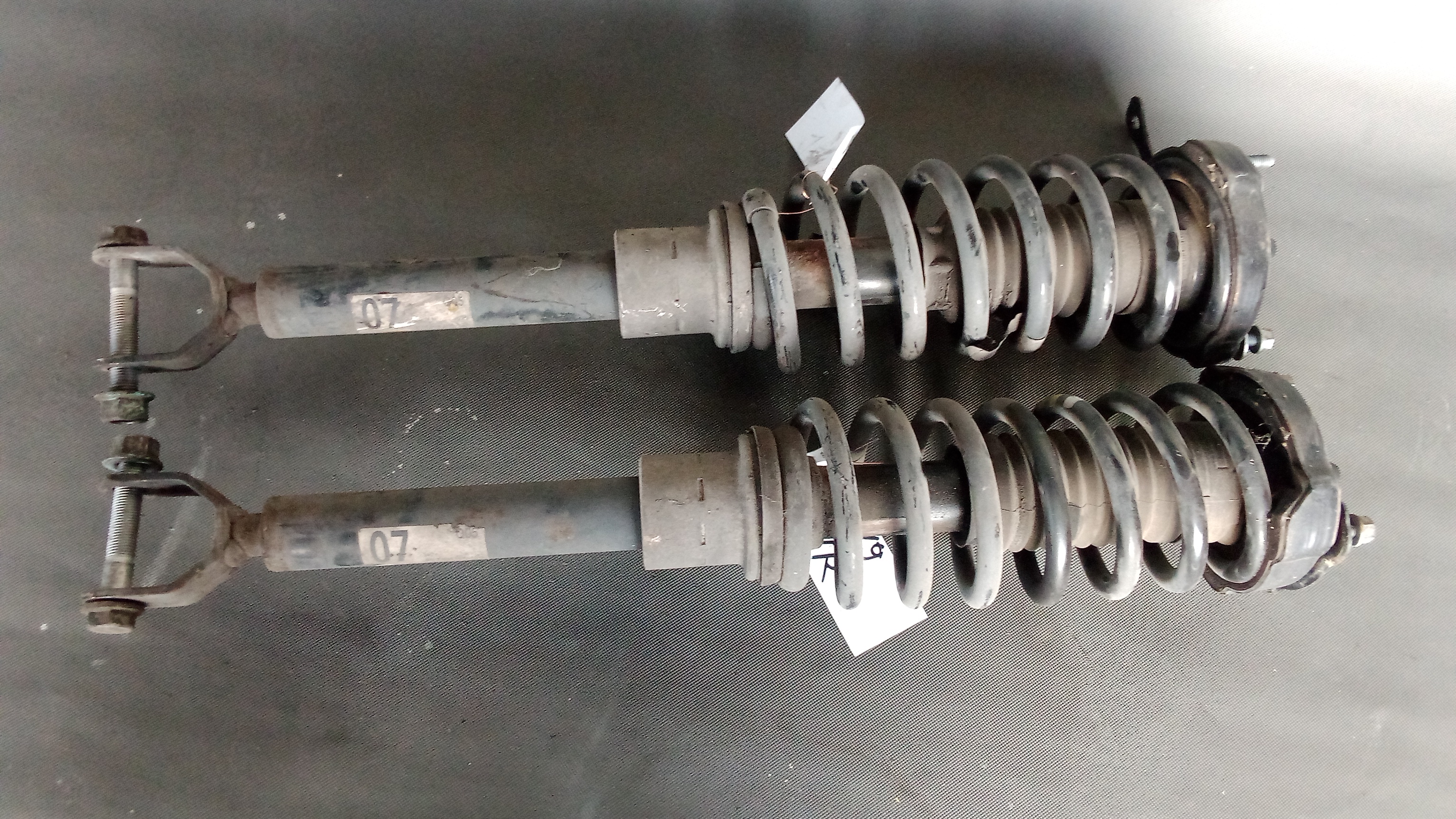 2x A2193231500 A2193210204 Mercedes C219 CLS Stoßdämpfer Federbein Vorne #3