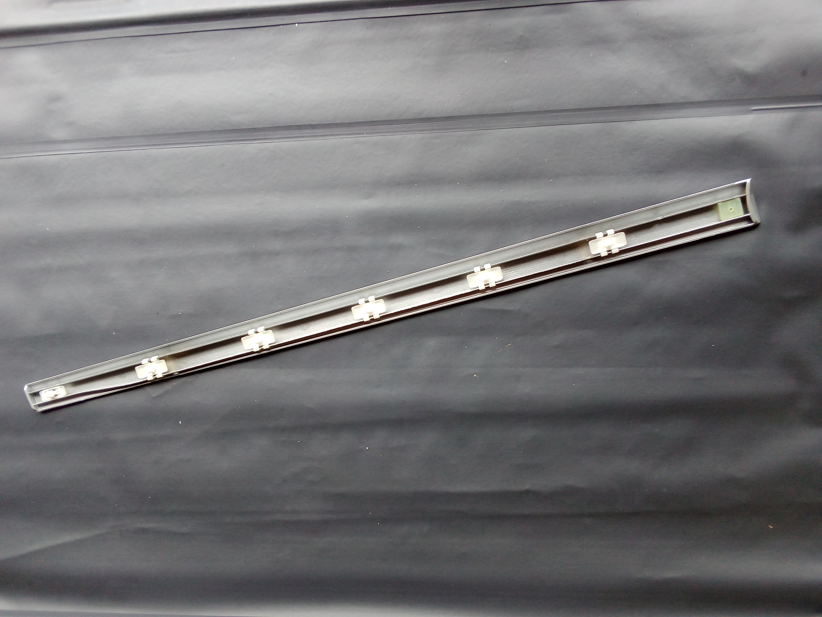 Mercedes E-Klasse W211 Leiste Türleiste Tür Vo Re Vorne Rechts Silber A2116901062 #12