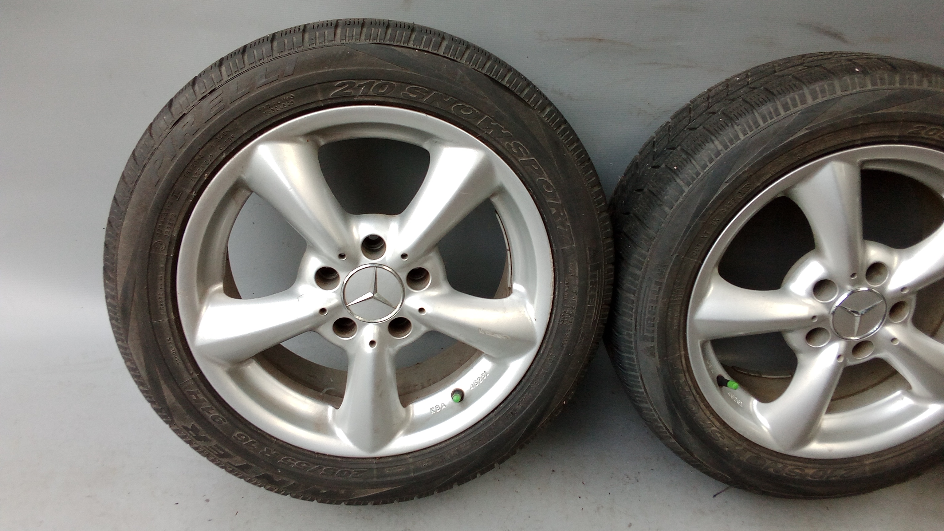KBA46261 Mercedes W202 R170 Alufelgen + Winterreifen 7x16 et38 205 55 R16 #HK