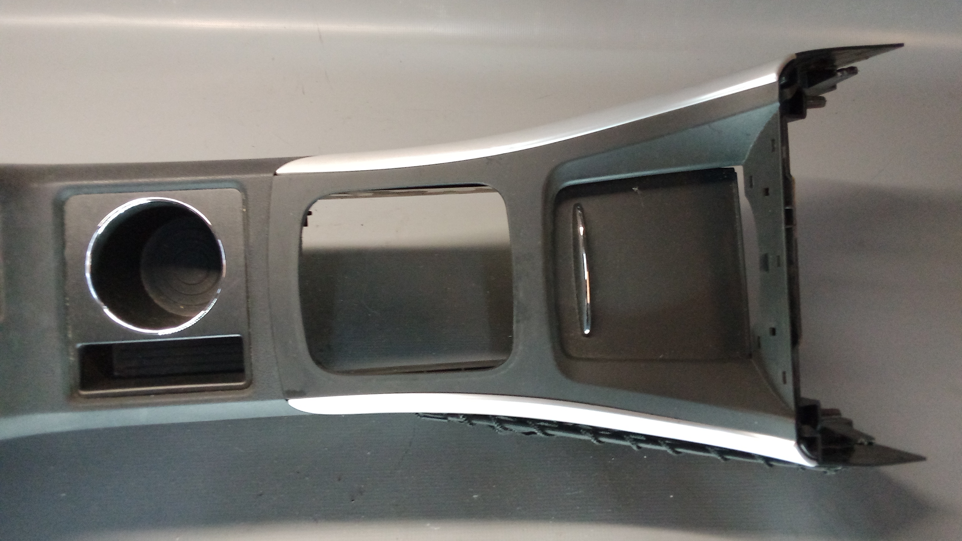 A1696800150 9051 Mercedes W245 B-Klasse Mittelarmlehne #2