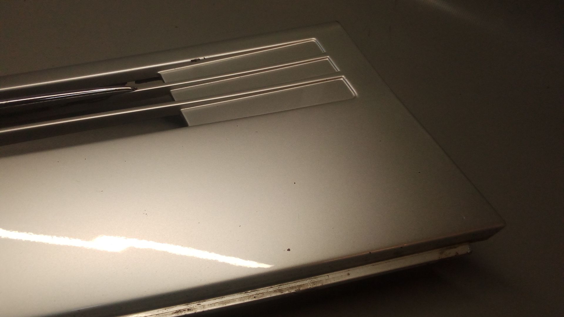 A1296900140 744 Mercedes R129 SL Verkleidung für Kotflügel Links Silber ...